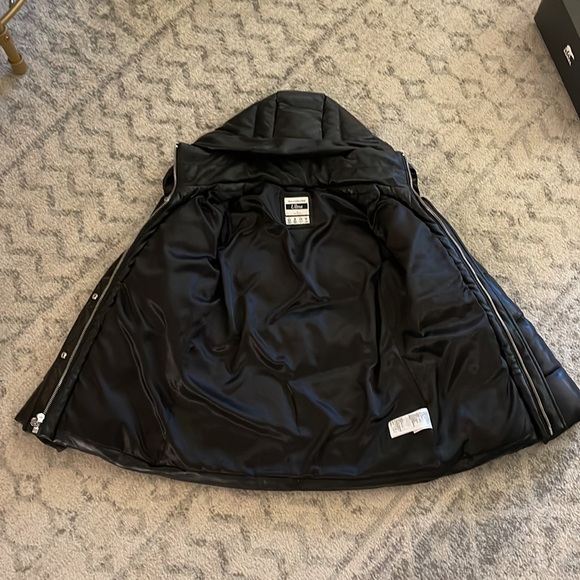 Abercrombie & Fitch Faux Leather Puffer - Ultra Warmth - Black - Small - Picture 6 of 12